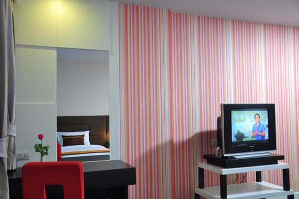 Thamrongin Hotel Bangkok Dış mekan fotoğraf
