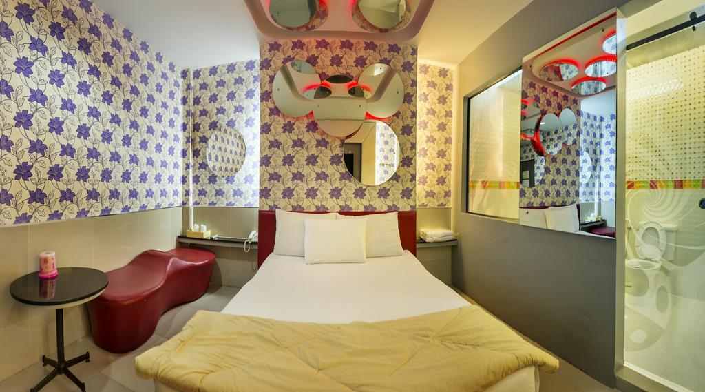 Thamrongin Hotel Bangkok Dış mekan fotoğraf
